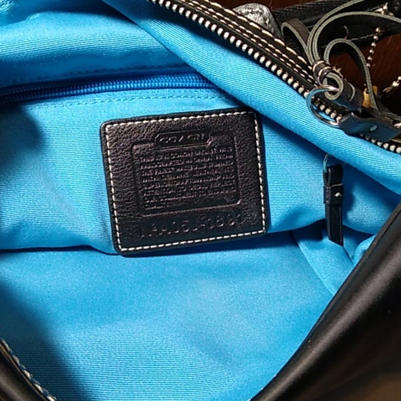 Coach - Picture 6 of 11